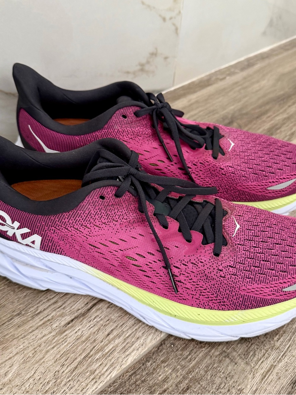 Hoka One One Clifton 8 Ibis Rose Black Trim Women’s Running Shoes 10.5